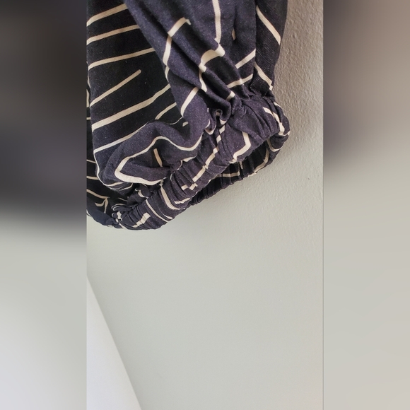 Third form linen crop top - Picture 4 of 7